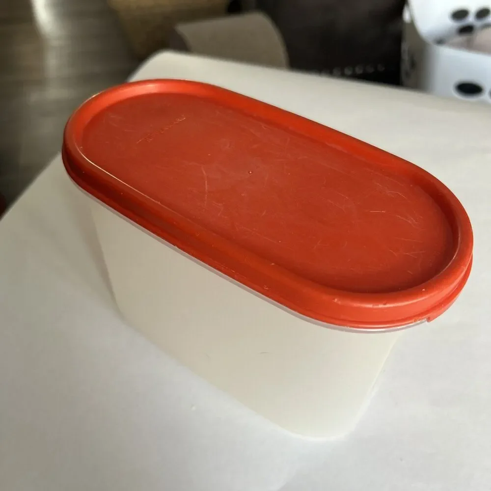 TUPPERWARE MODULAR MATE Canister  RED #1612 #1616 Lid  4 3/4 CUPS